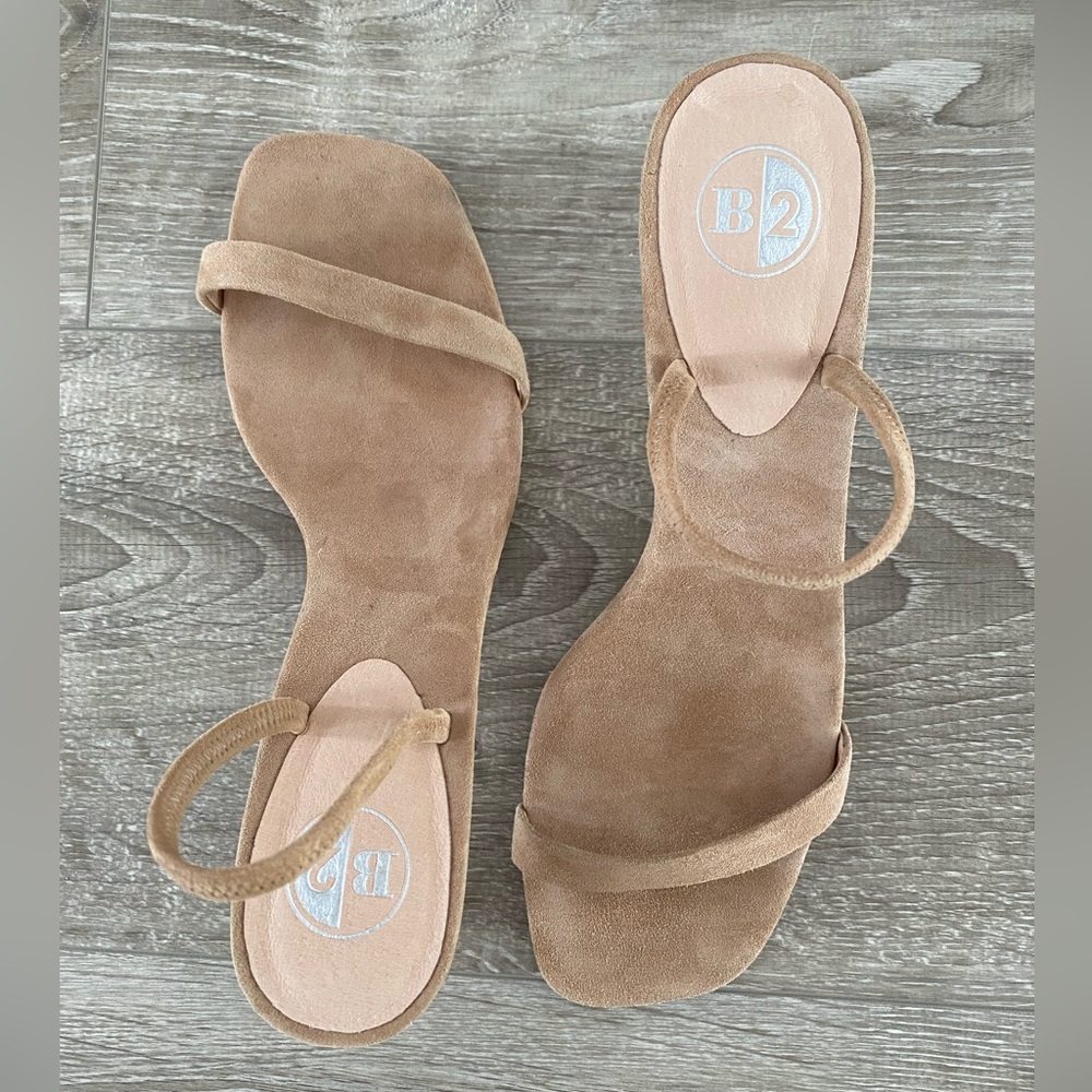 B2 suede heels